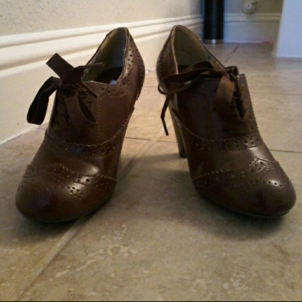 American eagle heels - Picture 3 of 3